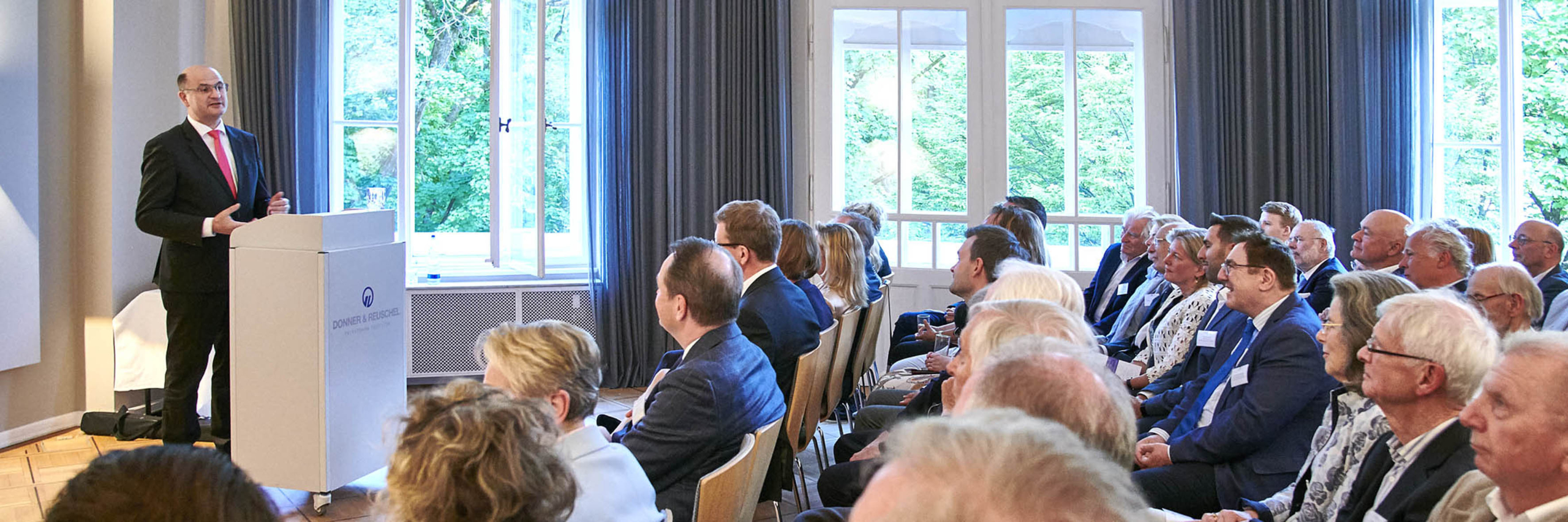 Peutinger-Collegium_Vortrag_Fueracker_140525_4284-256_b_10x30 Peutinger-Collegium_Vortrag_Fueracker_140525_4284-256_b_10x30